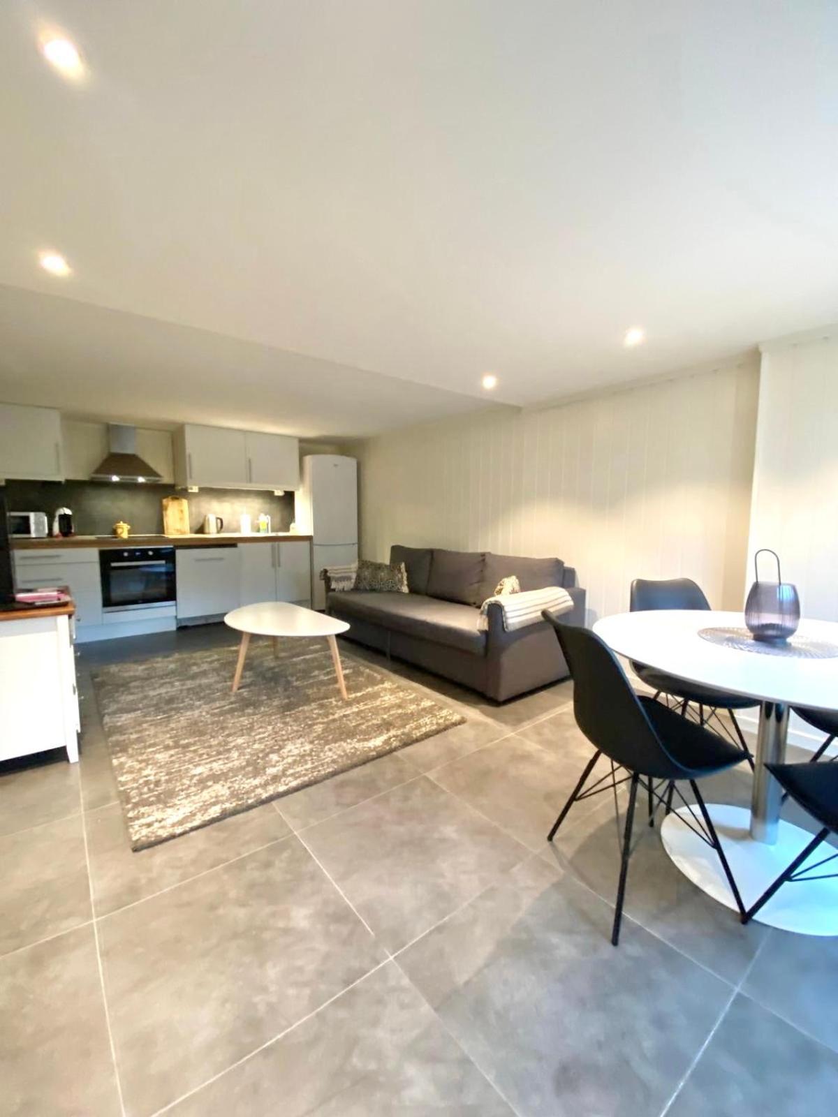 Modern Apartment With Pool & Sauna 포르스그룬 외부 사진
